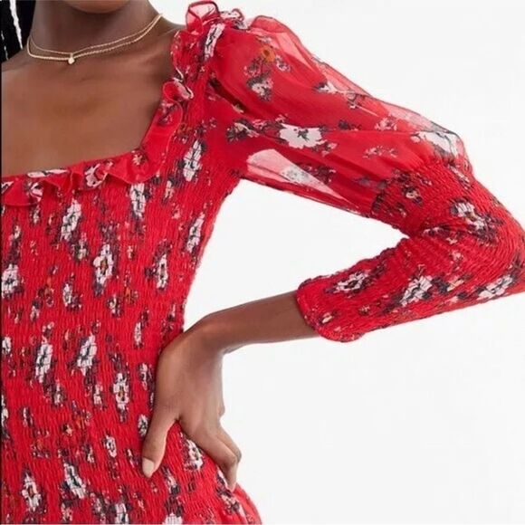 Urban Outfitters Red floral Smocked maxi dress - Picture 5 of 10